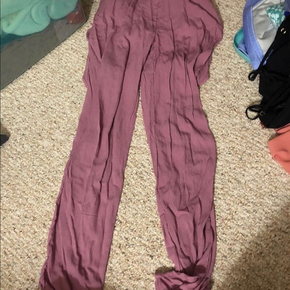 Clothes - Picture 5 of 8